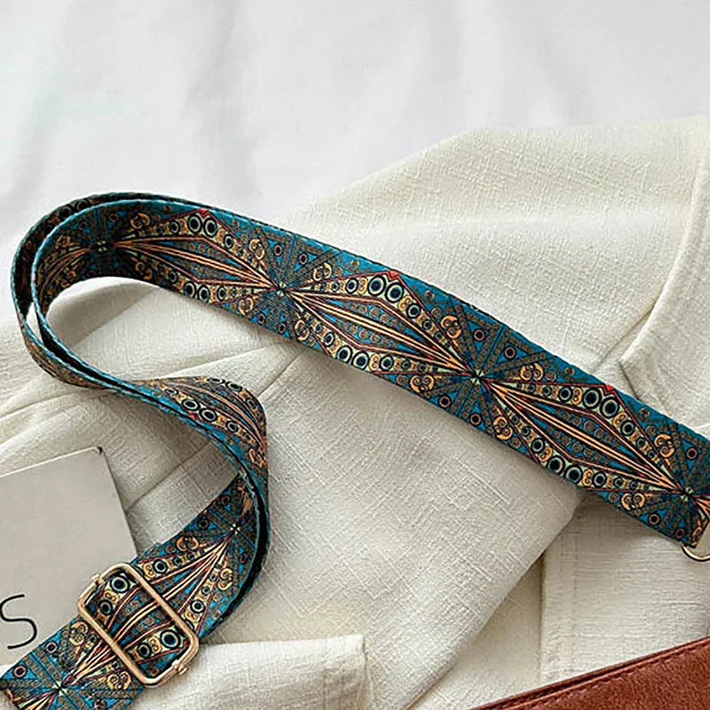 Alora | Elegáns Keresztpántos Táska